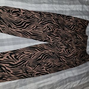 Cute Booty Lounge leggings